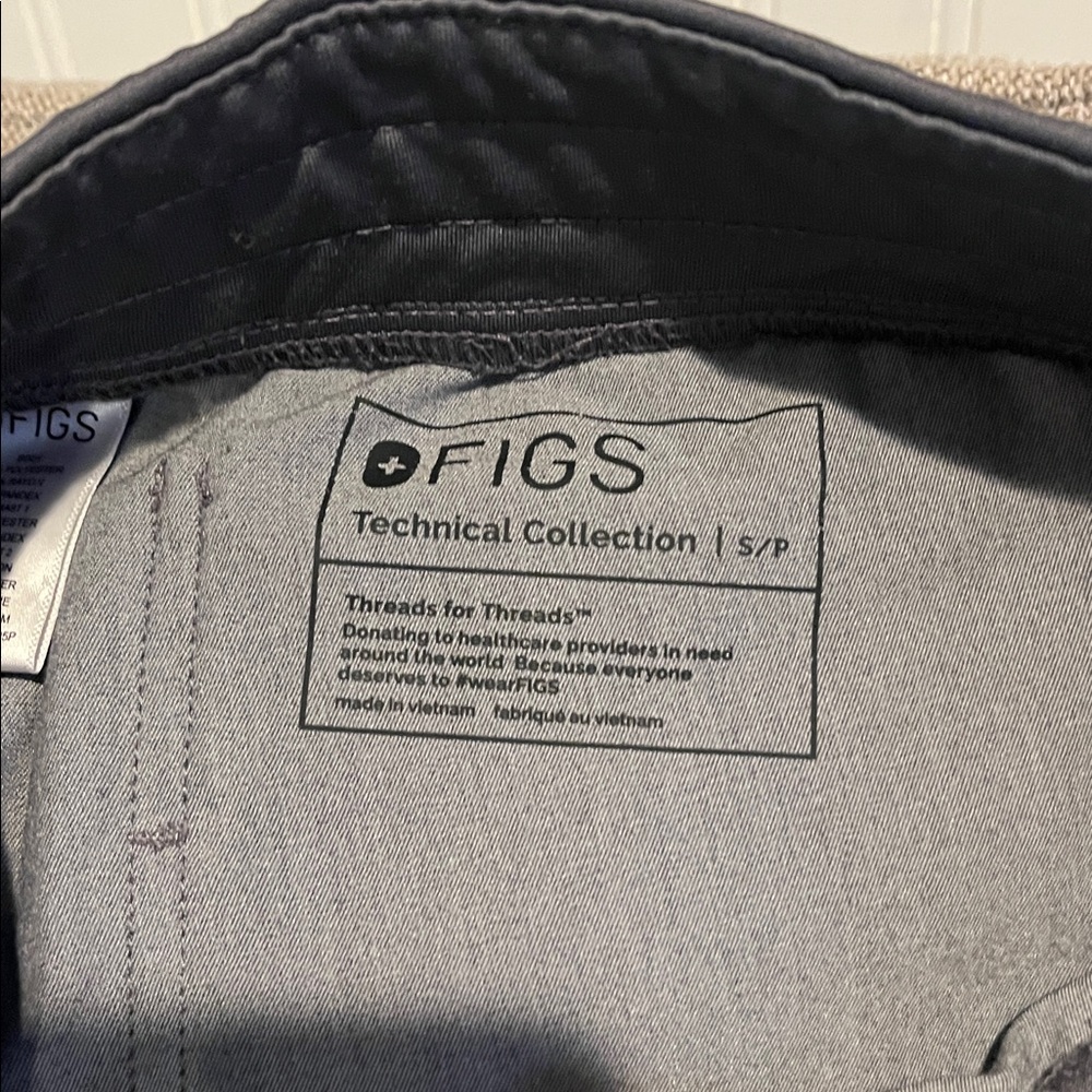 Grey figs small petite joggers - Picture 2 of 3